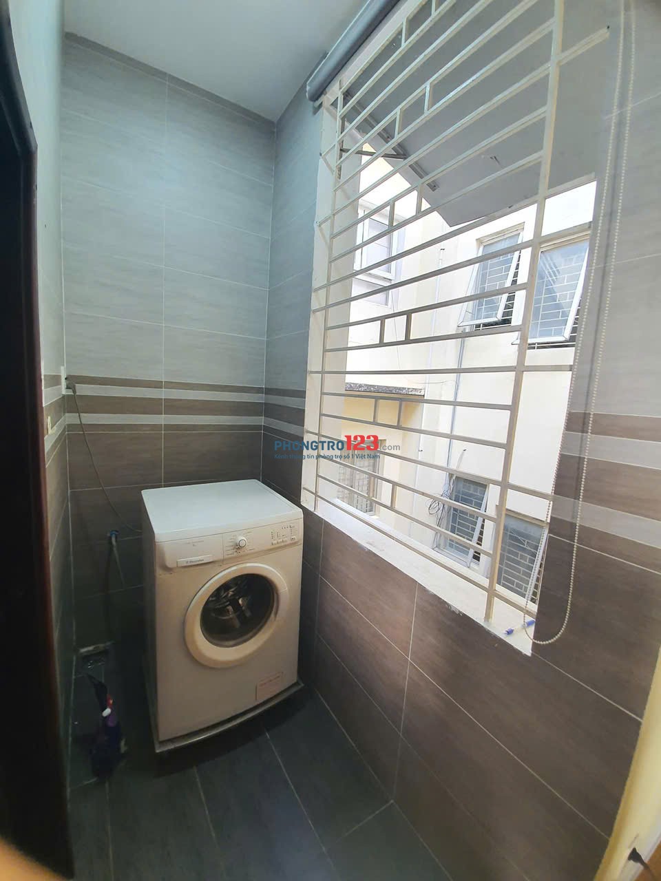 Chung cư Phan Văn Hớn, Quận 12: 2p ngủ, 2wc, nhà trống, 6,5tr