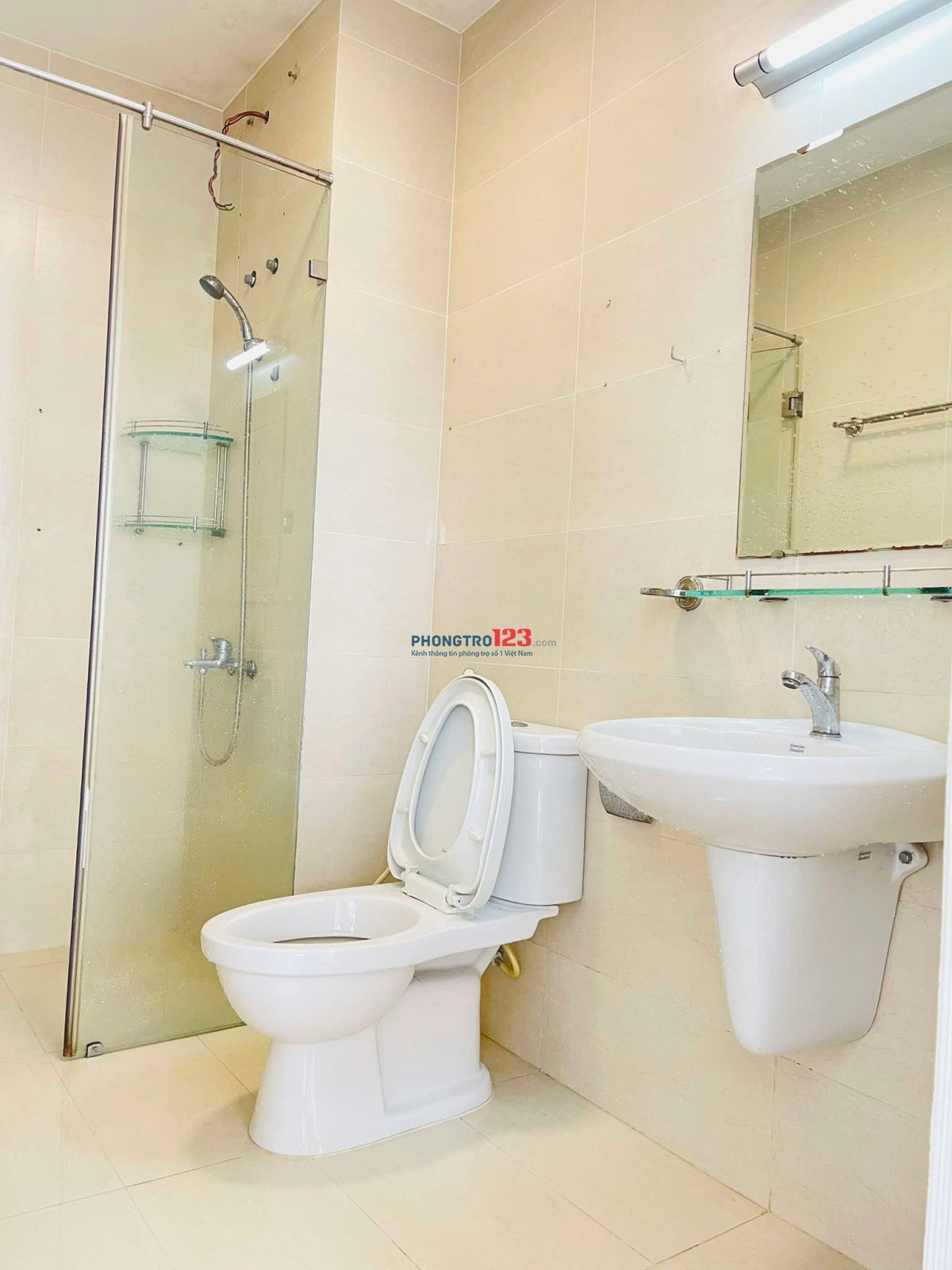 Topaz Garden, Trịnh Đình Thảo,Hòa Thạnh căn 2p, 2wc, giá 10tr