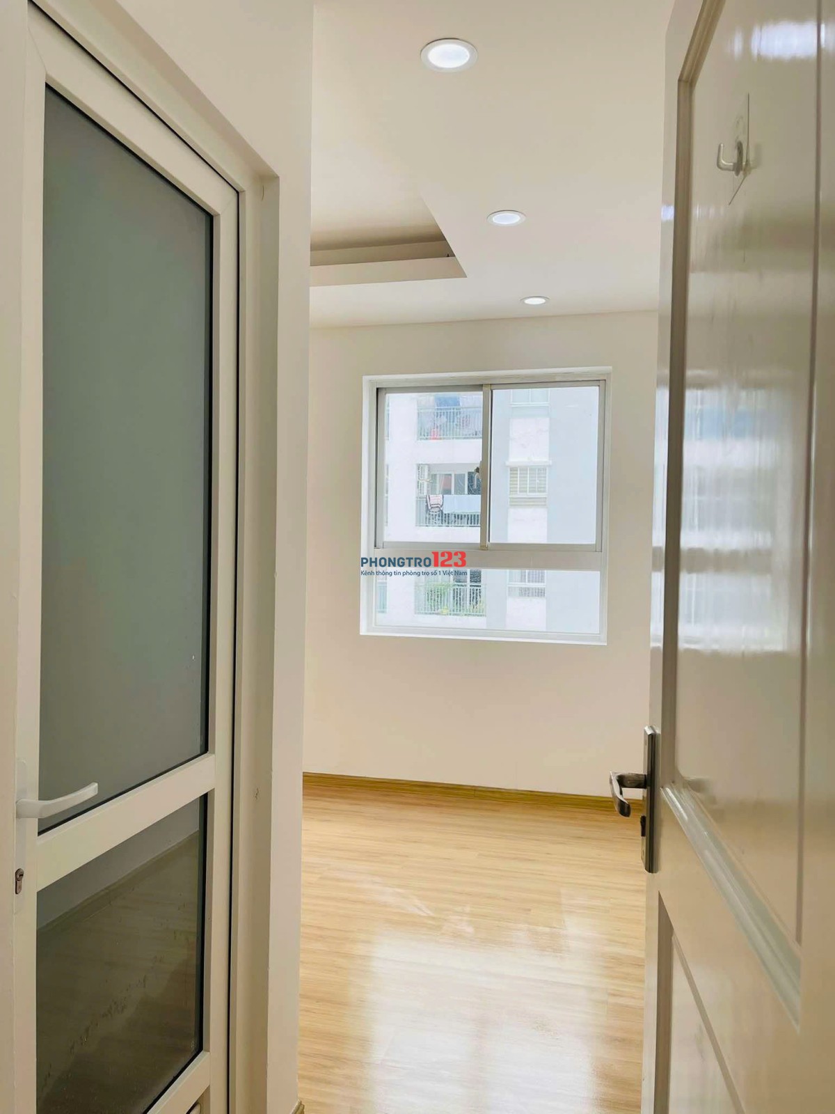 Topaz Garden, Trịnh Đình Thảo,Hòa Thạnh căn 2p, 2wc, giá 10tr