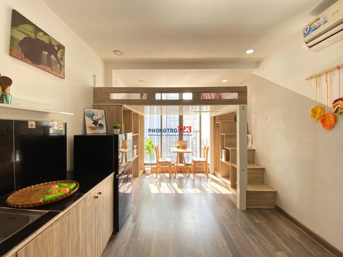 CHO THUÊ CHDV DUPLEX 40m2 FULL NỘI THẤT CỬA SỔ LỚN Ở ĐƯỜNG NGUYỄN CÔNG HOAN Q. PHÚ NHUẬN