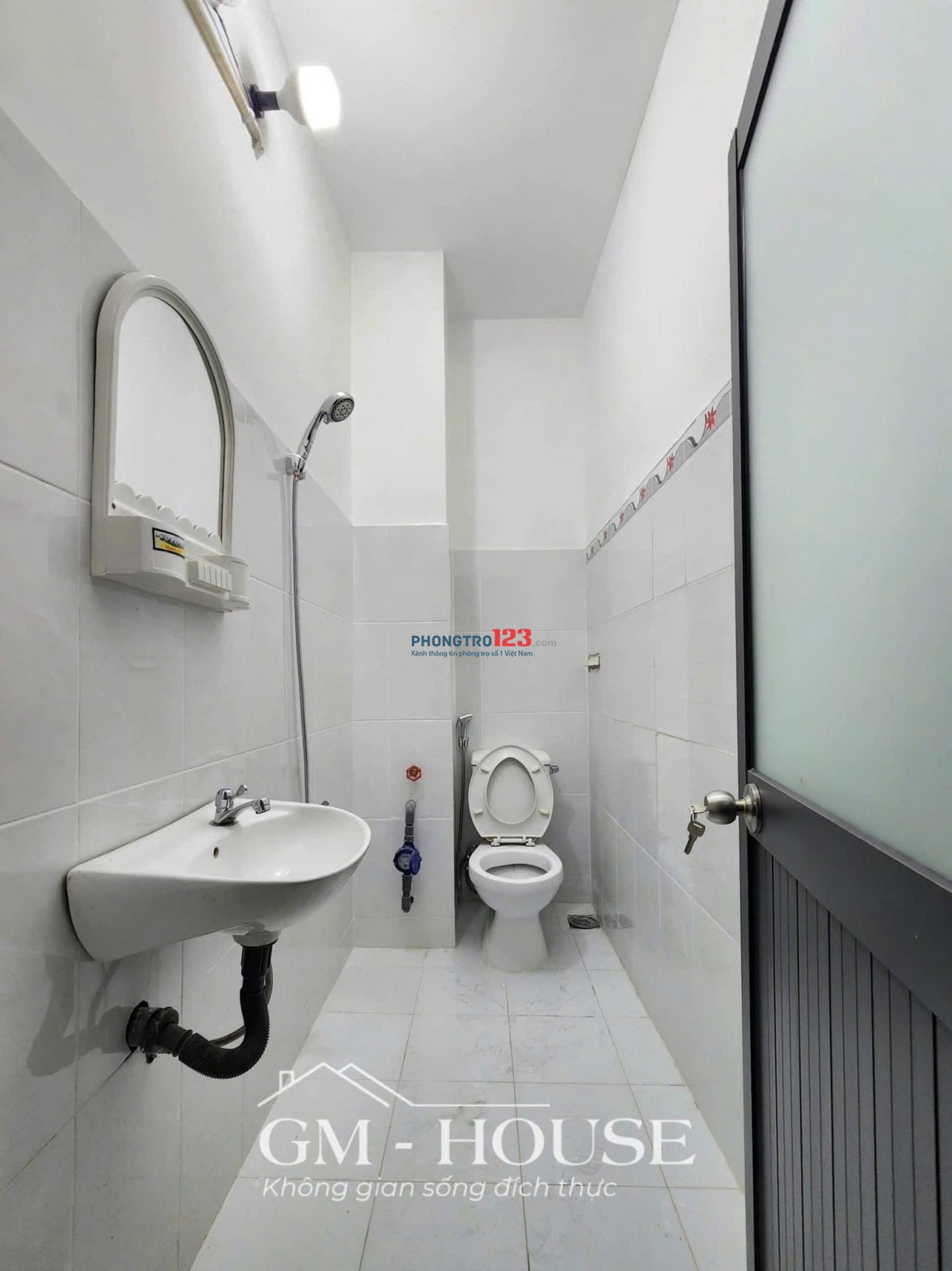 CHO THUÊ CHDV MỚI 100% FULL NỘI THẤT CỬA SỔ LỚN NẰM NGAY TRUNG TÂM BÌNH THẠNH GẦN NGÃ TƯ HÀNG XANH