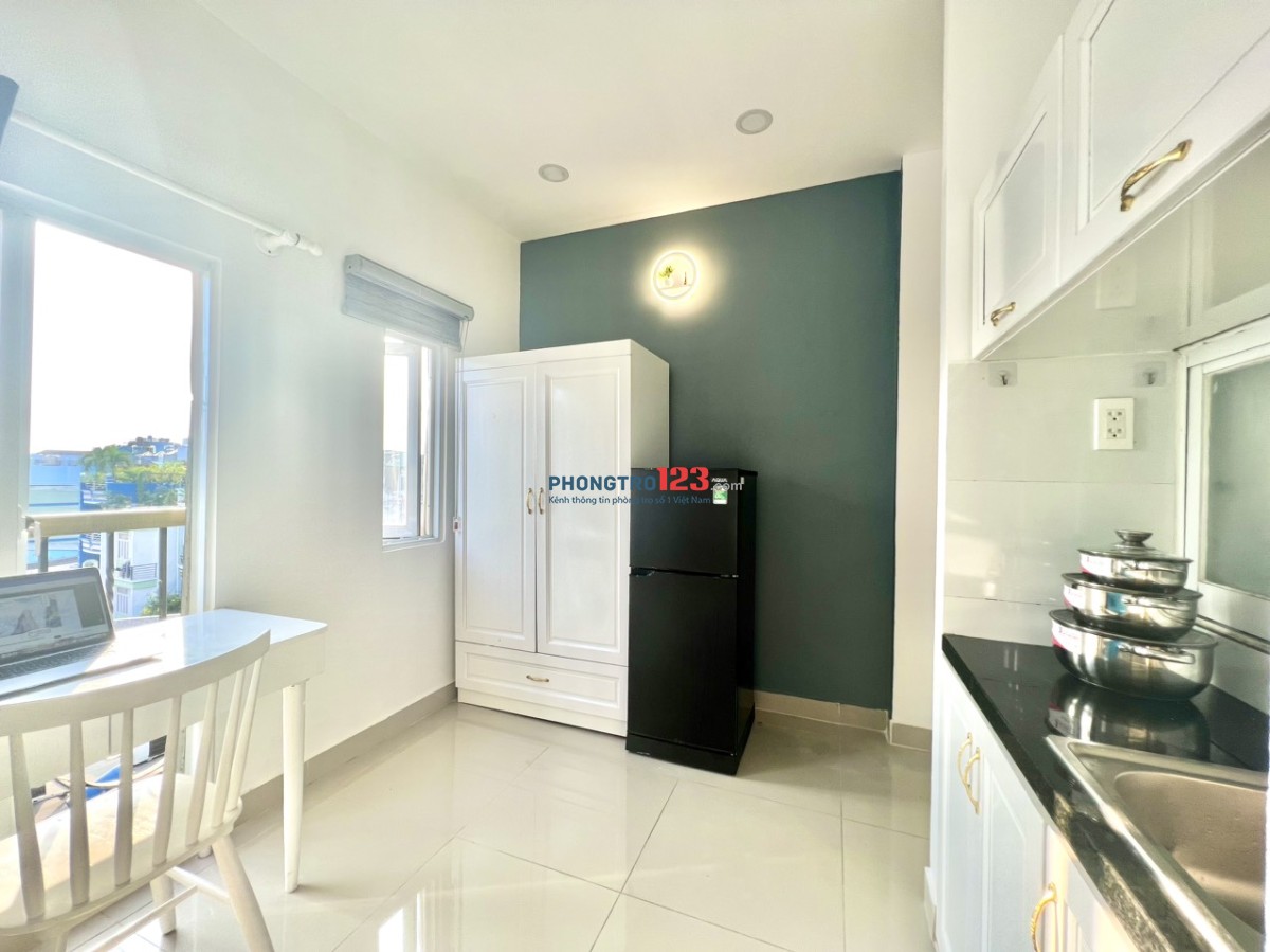 PHÒNG ĐẸP CÓ THANG MÁY GẦN CẦU VƯỢT 3/2 - GIÁ TỐT