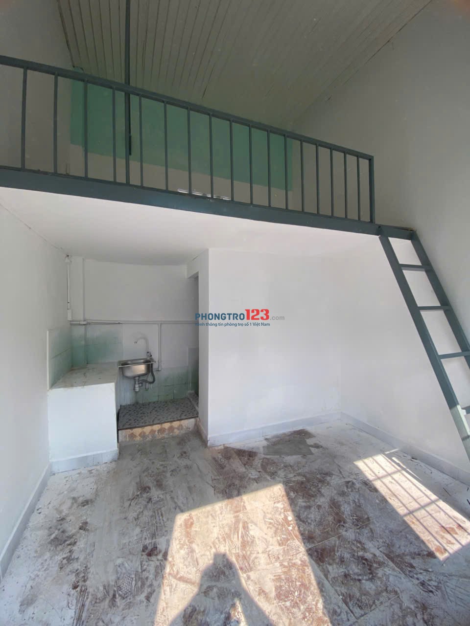 Cho thuê phòng trọ Quận 12 – Giá 2,2 triệu