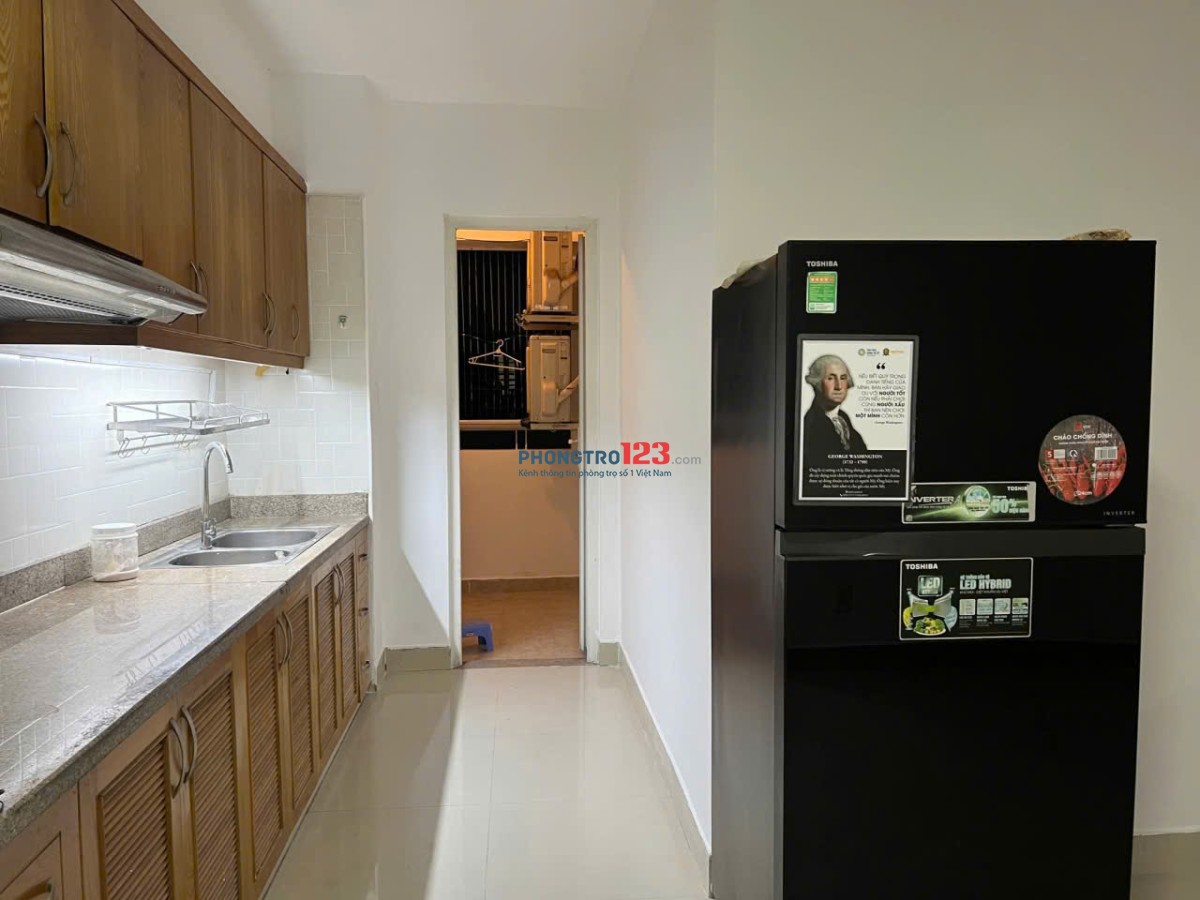 Chung cư Screc, Trường Sa, Q3: 98m2, 3p ngủ, NTCB, 16triệu