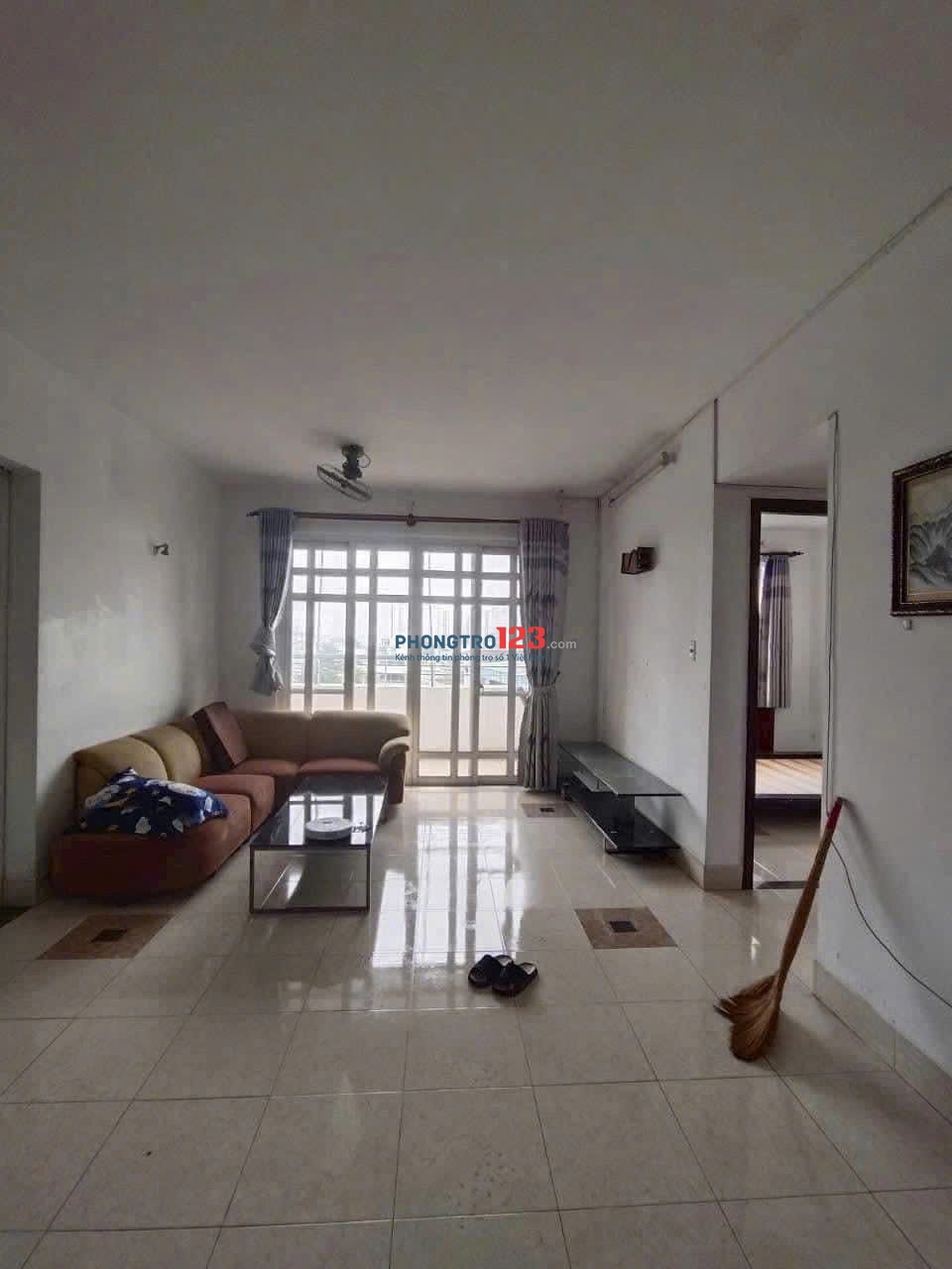 Căn hộ 3p ngủ,không Nội thất chung cư Screc tower, Quận 3 chỉ 15tr/th