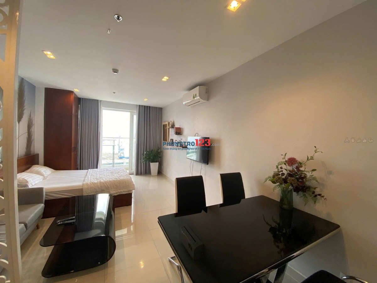 C/c Sky Center, Phổ Quang, P2, TB: 47m2, Officetel, Nội thất mới, 11tr/th.