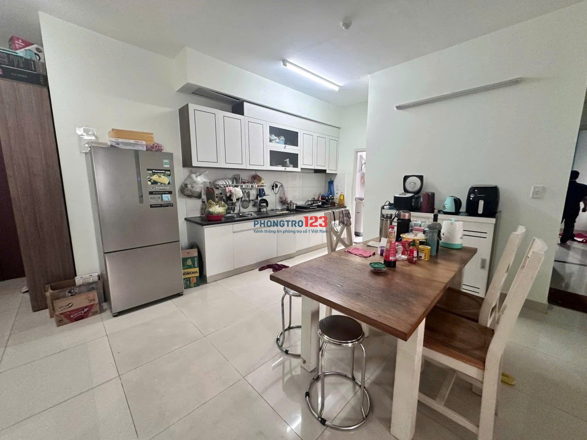 Căn hộ 3PN, 2WC, Căn góc, Chung cư Screc tower, Quận 3, Giá 15tr/tháng