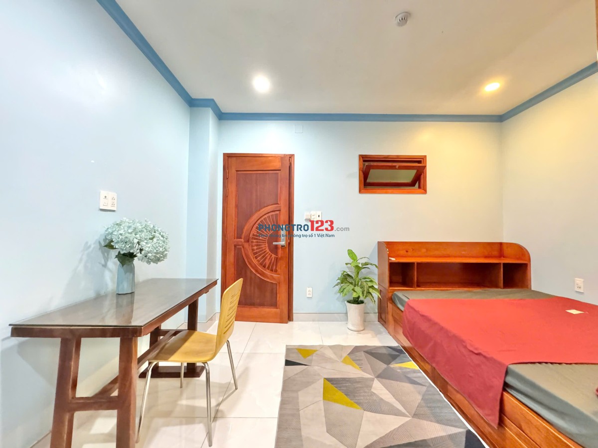 CĂN HỘ THOÁNG FULL NỘI THẤT MỚI 100%_NGAY CẦU VƯỢT 3/2, ĐH UEH, VIỆT NAM QUỐC TỰ