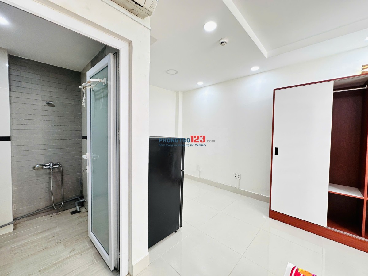 Phòng cho thuê mini siêu xinh, đầy đủ tiện nghi - full nội thất ngay KDC Nam Long, có cửa sổ trời