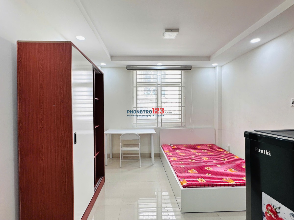 Phòng cho thuê mini siêu xinh, đầy đủ tiện nghi - full nội thất ngay KDC Nam Long, có cửa sổ trời
