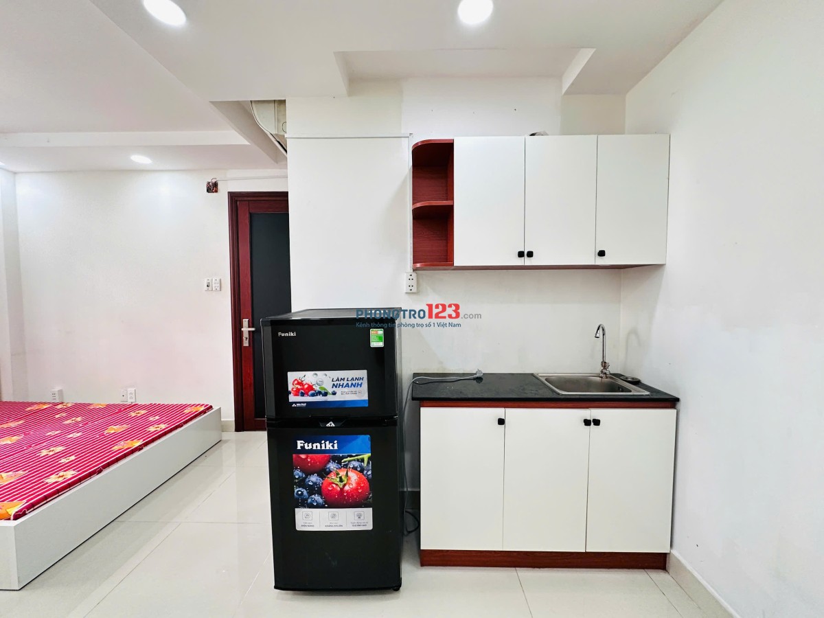 Phòng cho thuê mini siêu xinh, đầy đủ tiện nghi - full nội thất ngay KDC Nam Long, có cửa sổ trời