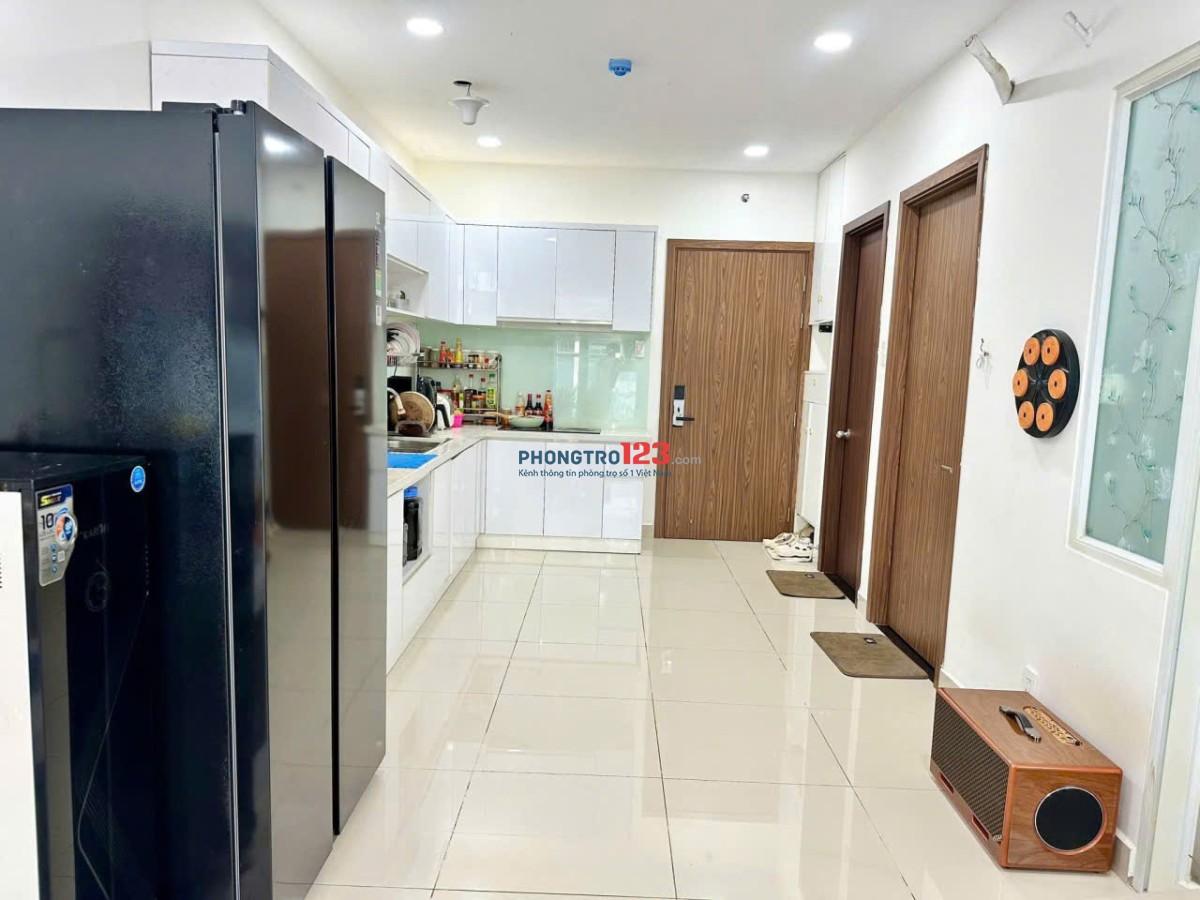 Chung cư Thuỷ Lợi, Nguyễn Xí,BT: 2p ngủ, có máy lạnh, 2wc, 13,5tr, 90m2