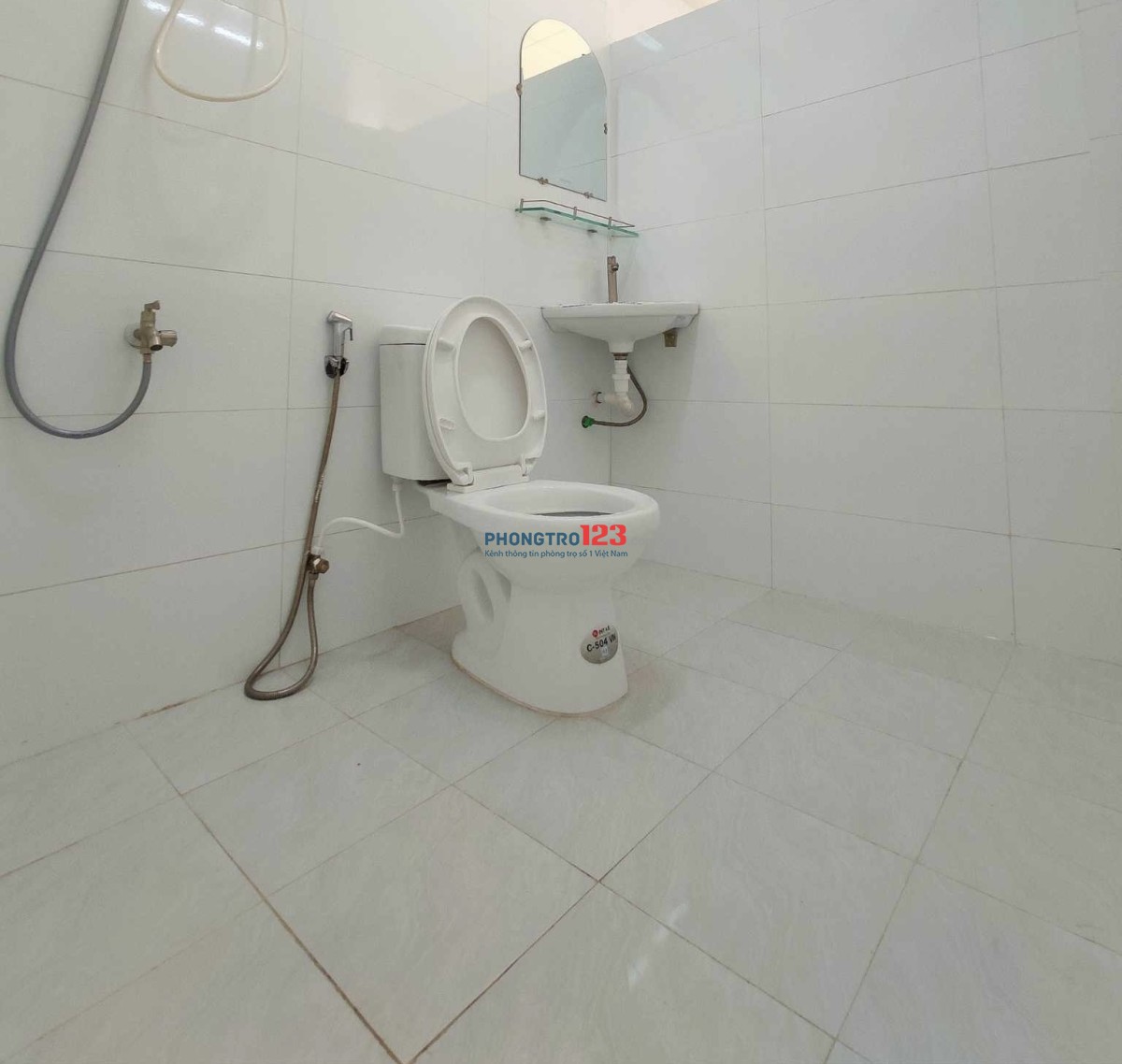 Phòng giường nệm, tủ lạnh, máy lạnh, máy giặt, cuối đường tân sơn