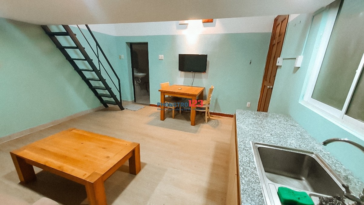 Phòng 30m2- 6,5tr gác lửng, kệ bếp, full tiện nghi, hẻm ô tô ngay sát Landmark81