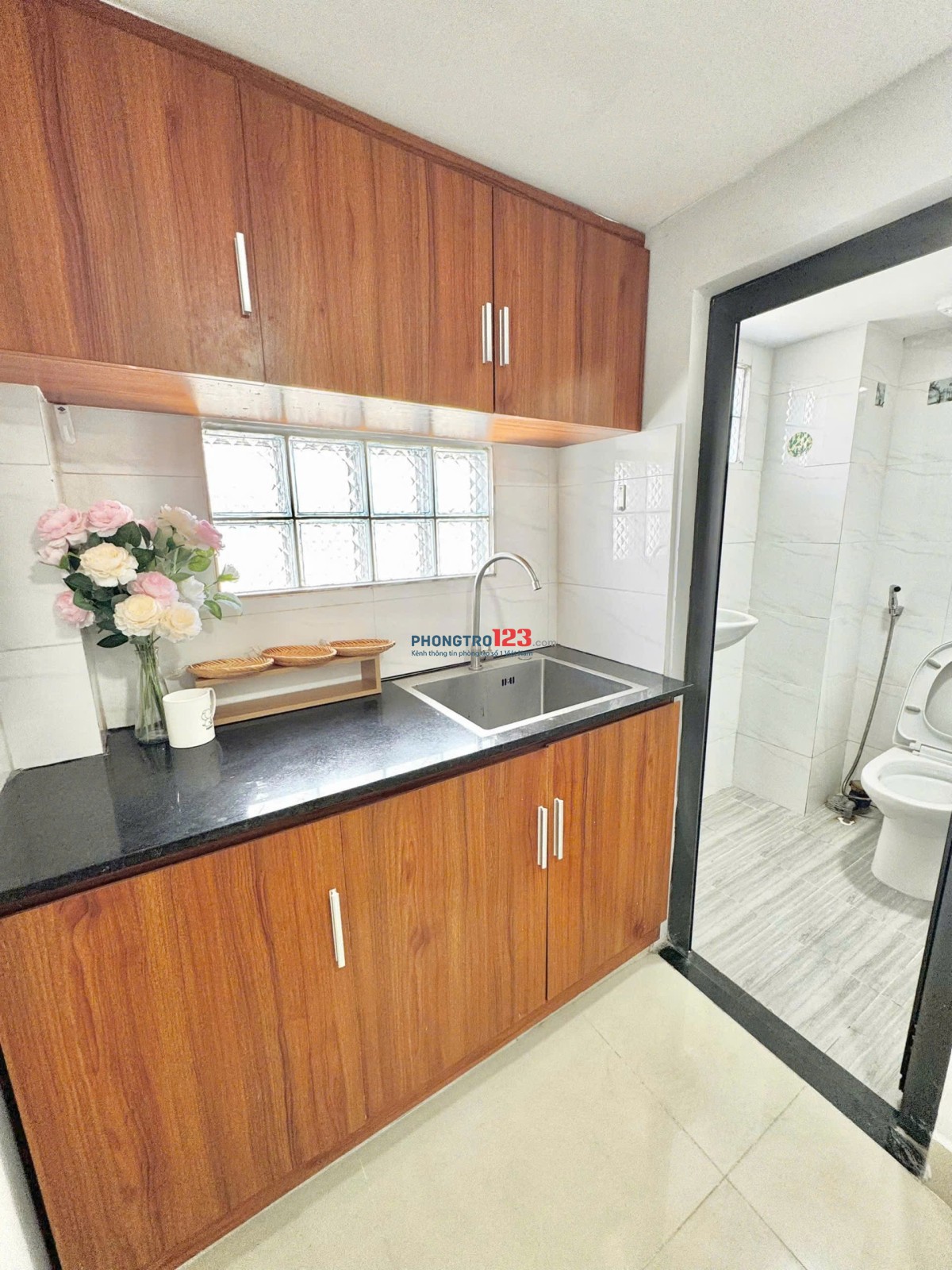 DUPLEX Gác Cao _ Gần Hàng Xanh