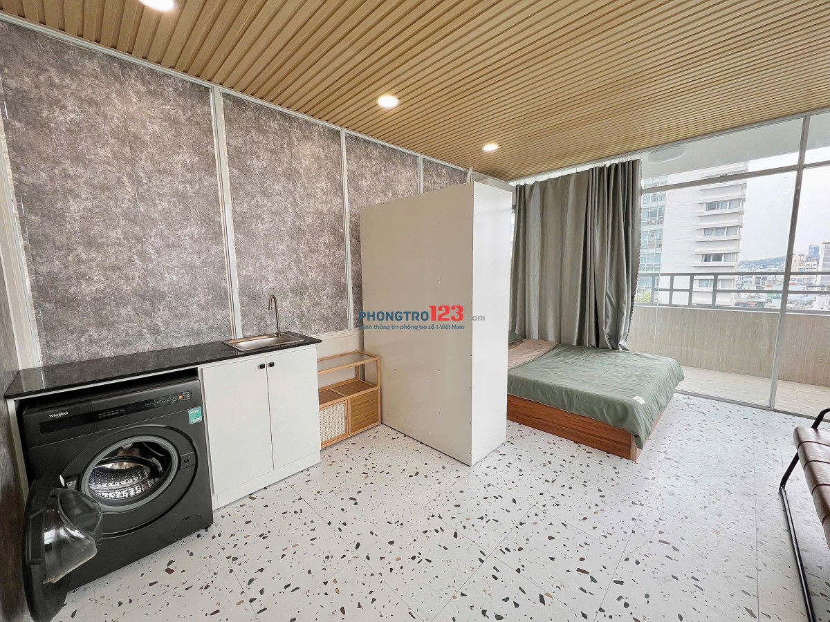 CĂN HỘ FULL NỘI THẤT BAN CÔNG THOÁNG NGAY TRUNG TÂM QUẬN 1 GẦN CHỢ BẾN THÀNH