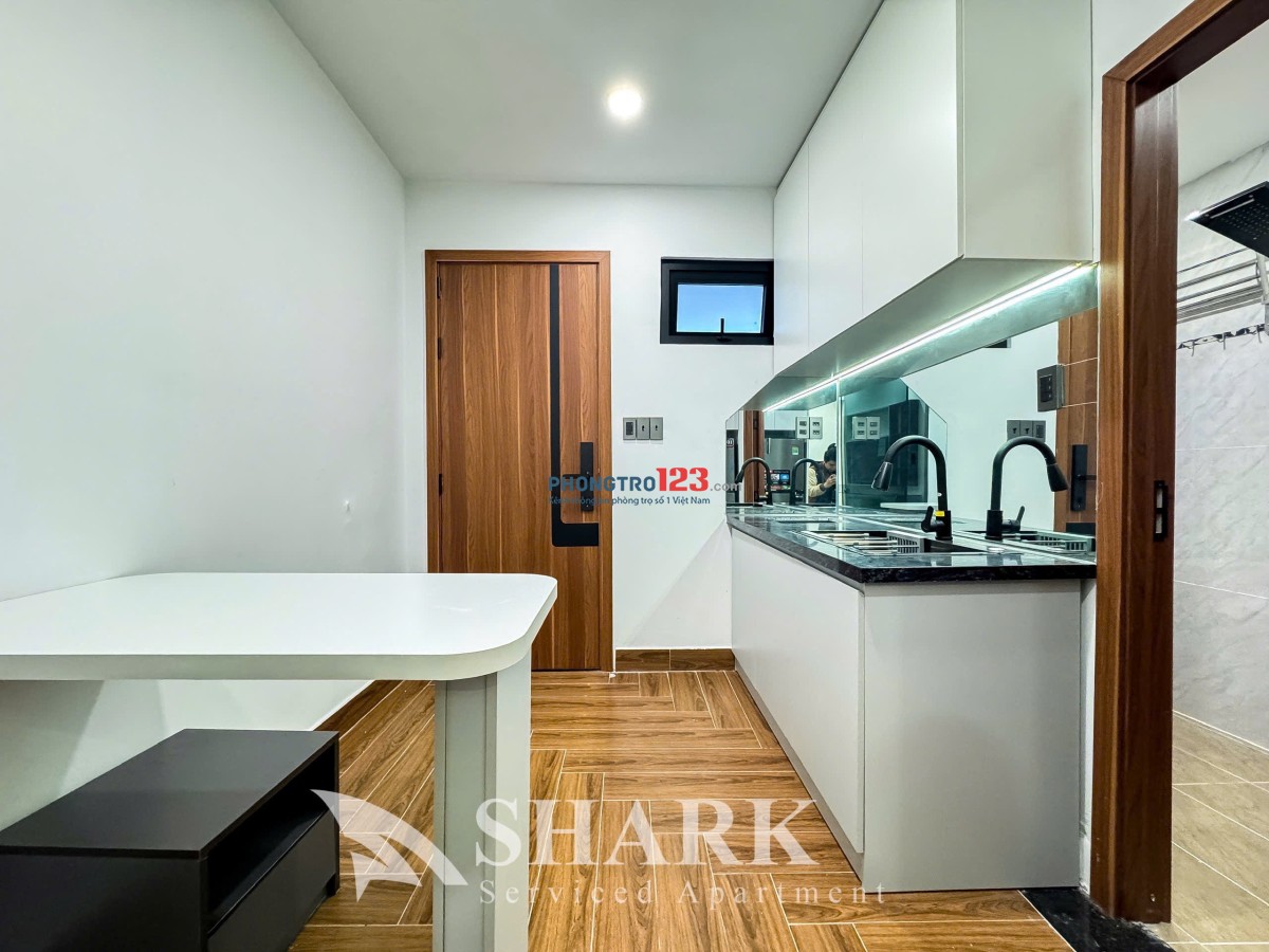 TRỐNG SẴN CĂN HỘ FULL NỘI THẤT MỚI 100% CỬA SỔ THOÁNG GẦN CHỢ BÀ CHIỂU