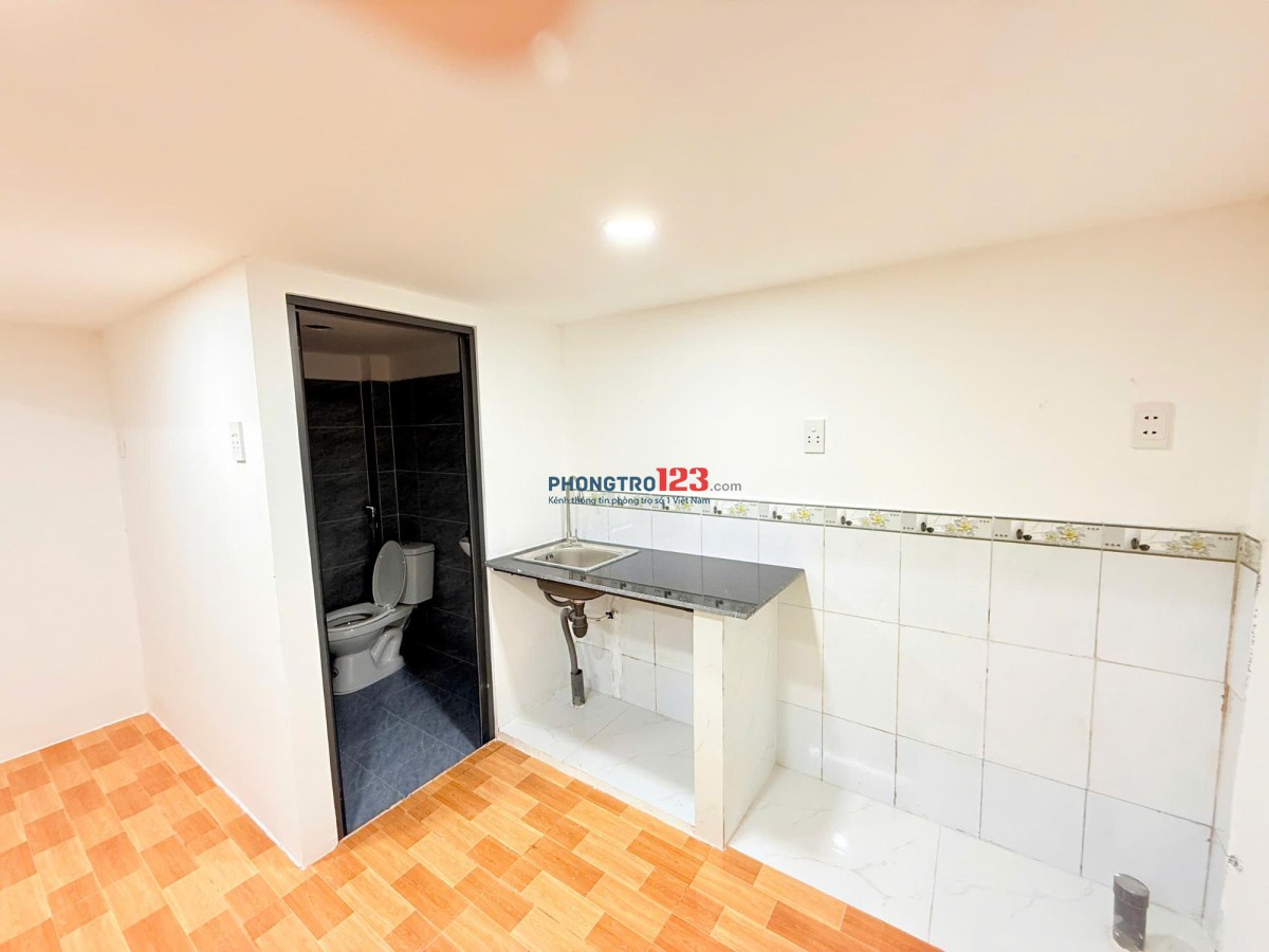 PHÒNG TÁCH BẾP - PHÒNG BAN CÔNG CHỈ 1 PHÒNG NGAY TRUNG MỸ TÂY