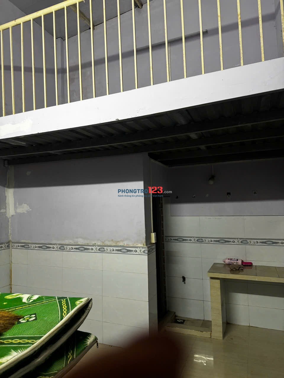 Cho thuê phòng Q.7, có tủ lạnh, máy lạnh , tổng dt 28m2 - Vào ở liền