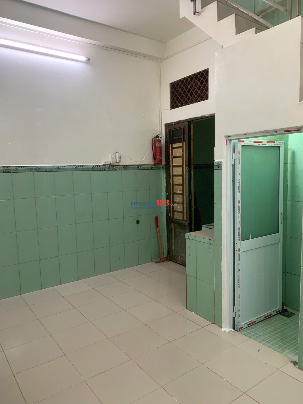 Nhà 1 trệt 1 lầu 40m2 tại quận 8 gần chợ và trường học nằm trong khu an ninh