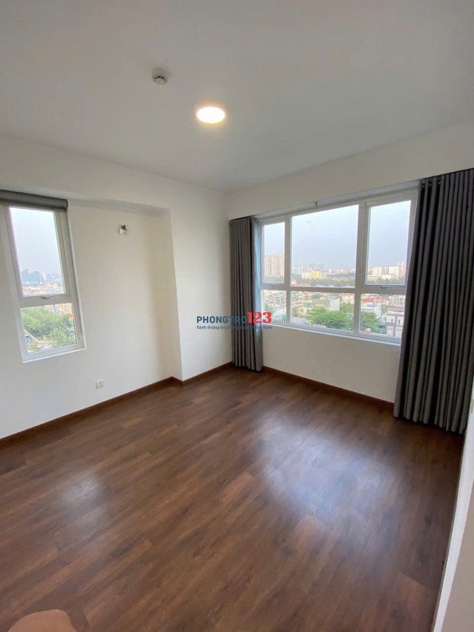 Chung cư Bảy Hiền, Lạc Long Quân, TB: 12tr/th, 3p ngủ, 95m2, nhà mới