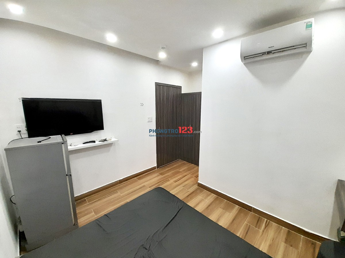 PHÒNG Q10 – CMT8 – STUDIO – THANG MÁY – 4.2 TRIỆU