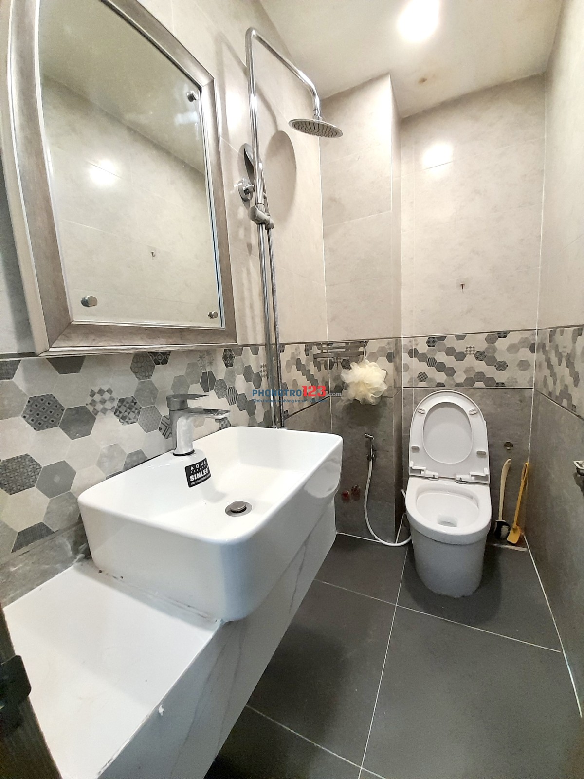 PHÒNG Q10 – CMT8 – STUDIO – THANG MÁY – 4.2 TRIỆU