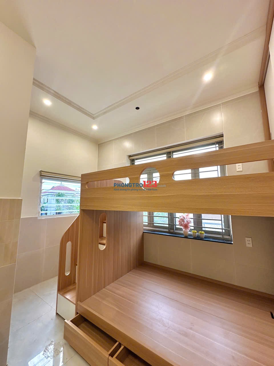 Phòng trọ mới xây full nội thất - đường Lã Xuân Oai - Quận 9