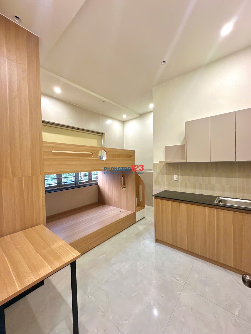 Phòng trọ mới xây full nội thất - đường Lã Xuân Oai - Quận 9