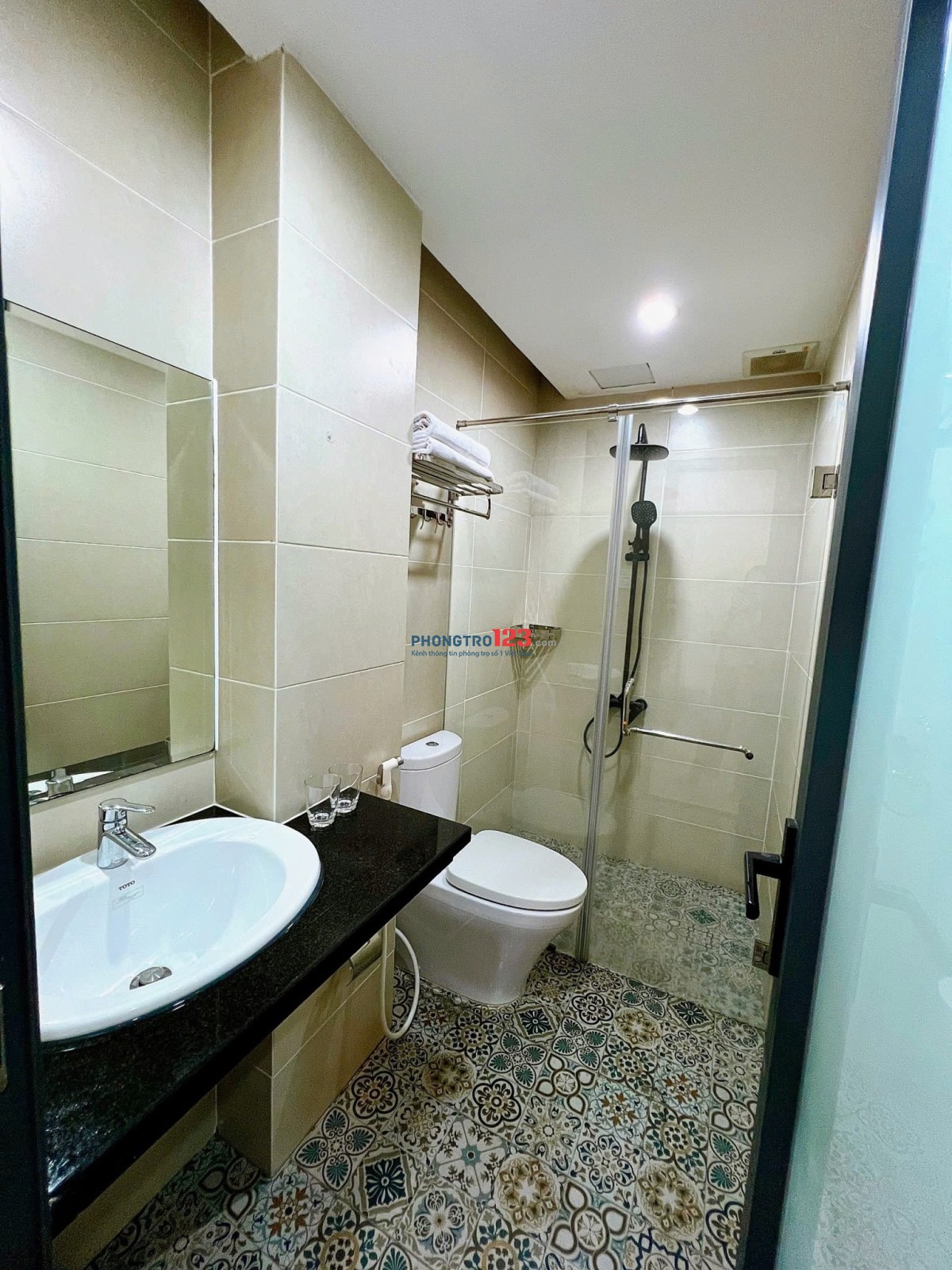 Cho thuê căn hộ full nội thất giữa trung tâm Tân Bình