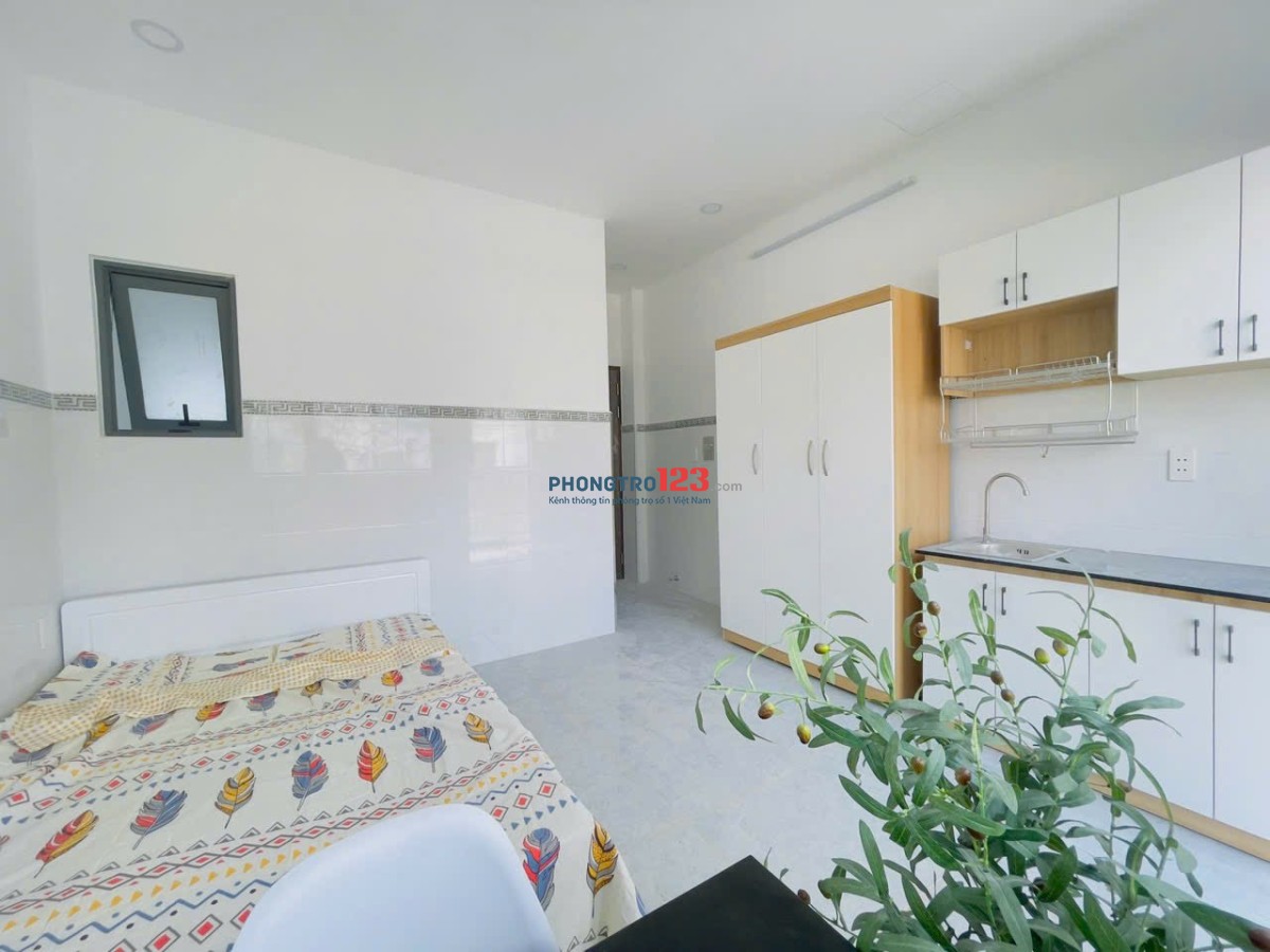 CHO THUÊ PHÒNG CÓ BAN CÔNG NGAY TÂN BÌNH GẦN QUẬN TÂN PHÚ