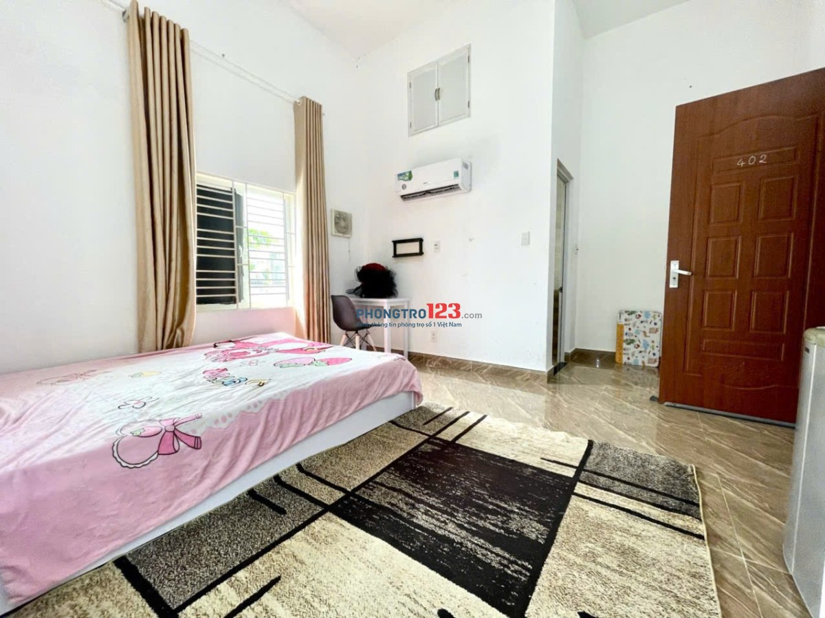 Cuối tháng này em có phòng Tôn Thất Thuyết Q4 giá cả sinh viên