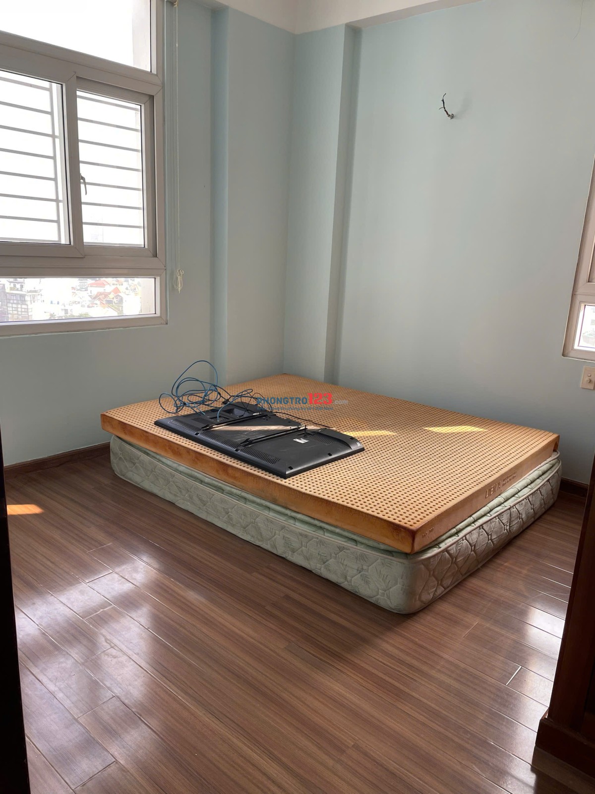 Cần cho thuê gấp Căn hộ 82m2 2PN chung cư Phú Đạt gần trường ĐH Ngoại Thương