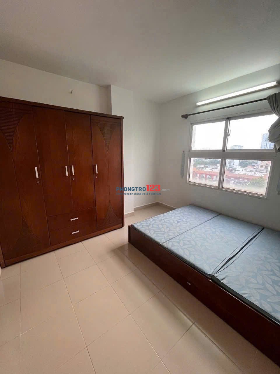 Chung cư Saigonres, Nguyễn Xí, BT: 90m2, NTCB, 2p ngủ. 13triệu