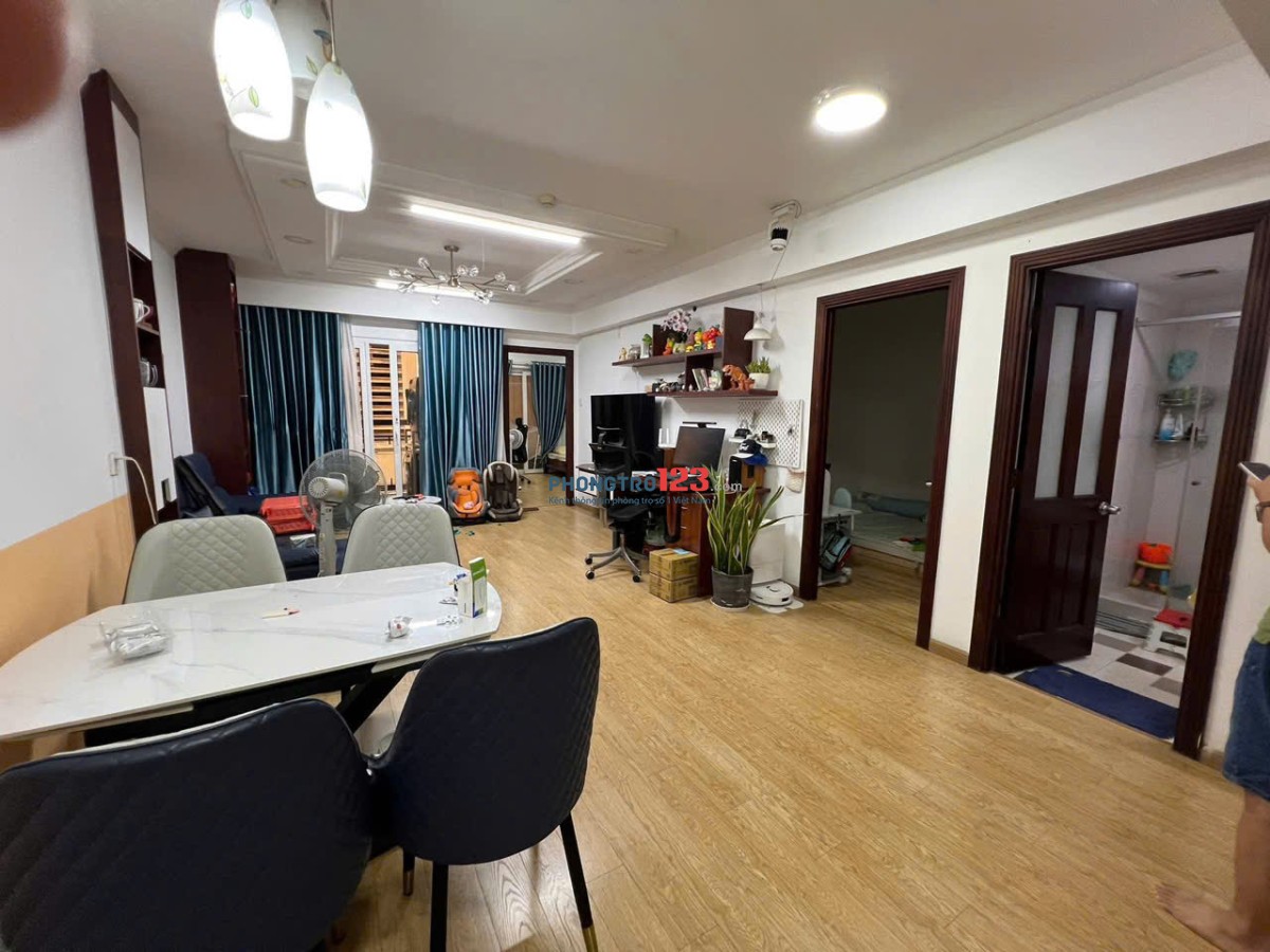 Chung cư Screc, Trường Sa, Q3: 3p ngủ, 2wc, nội thất, 15tr/th