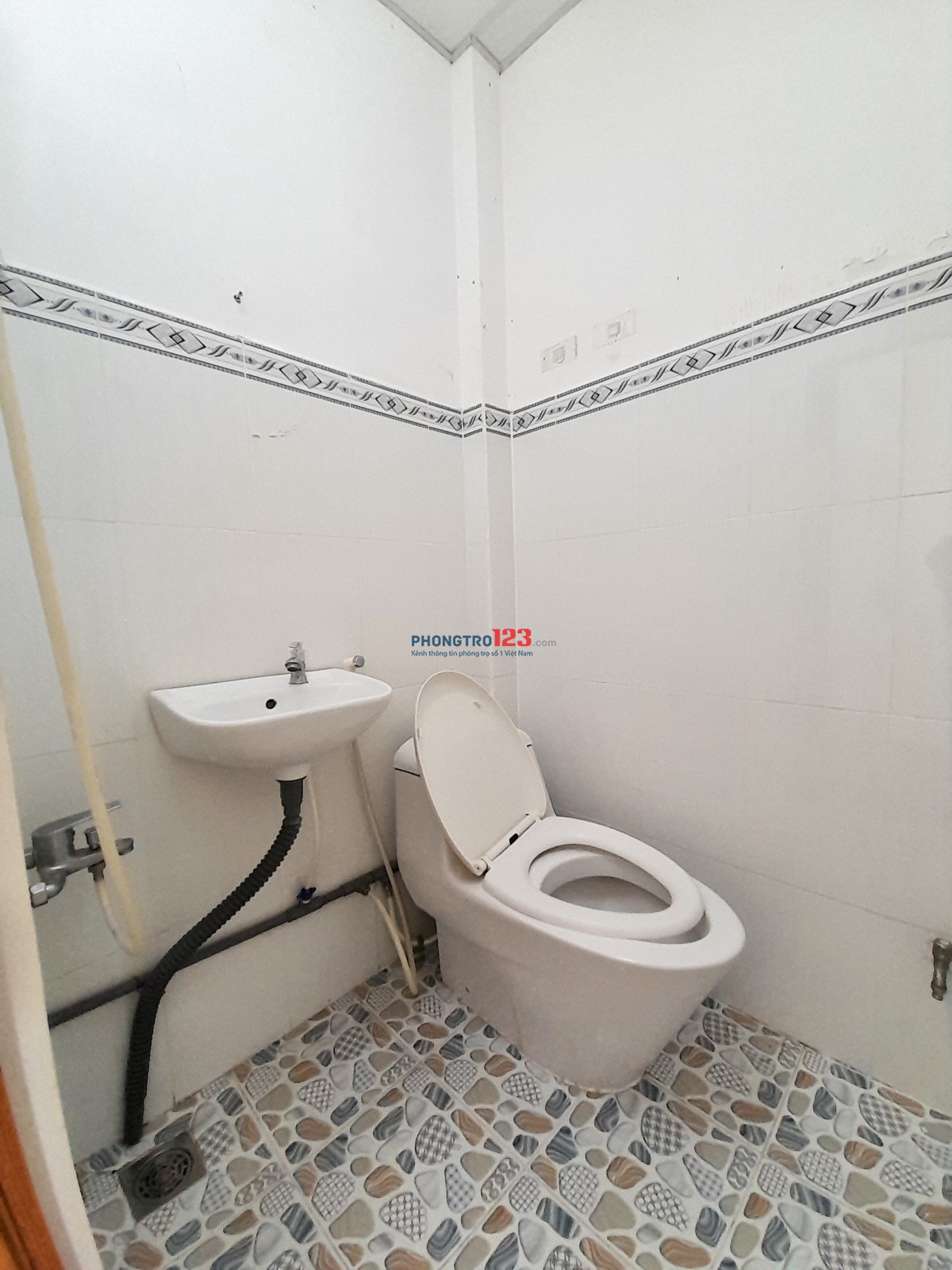 CHDV Q5 – TRẦN HƯNG ĐẠO – STUDIO CỬA SỔ – 5TR