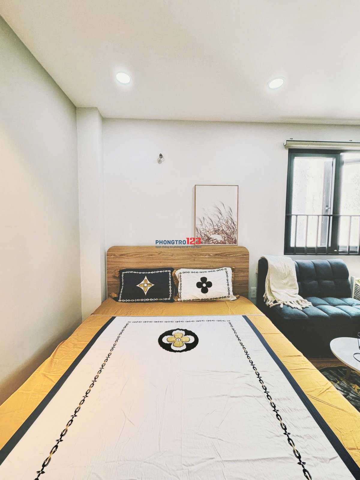 Cho Thuê Phòng Full Nội Thất, Cửa Sổ Lớn, Tivi 35m2 nằm ngay tại Nguyễn Văn Trỗi Gần Q3, Q1, Cv PN