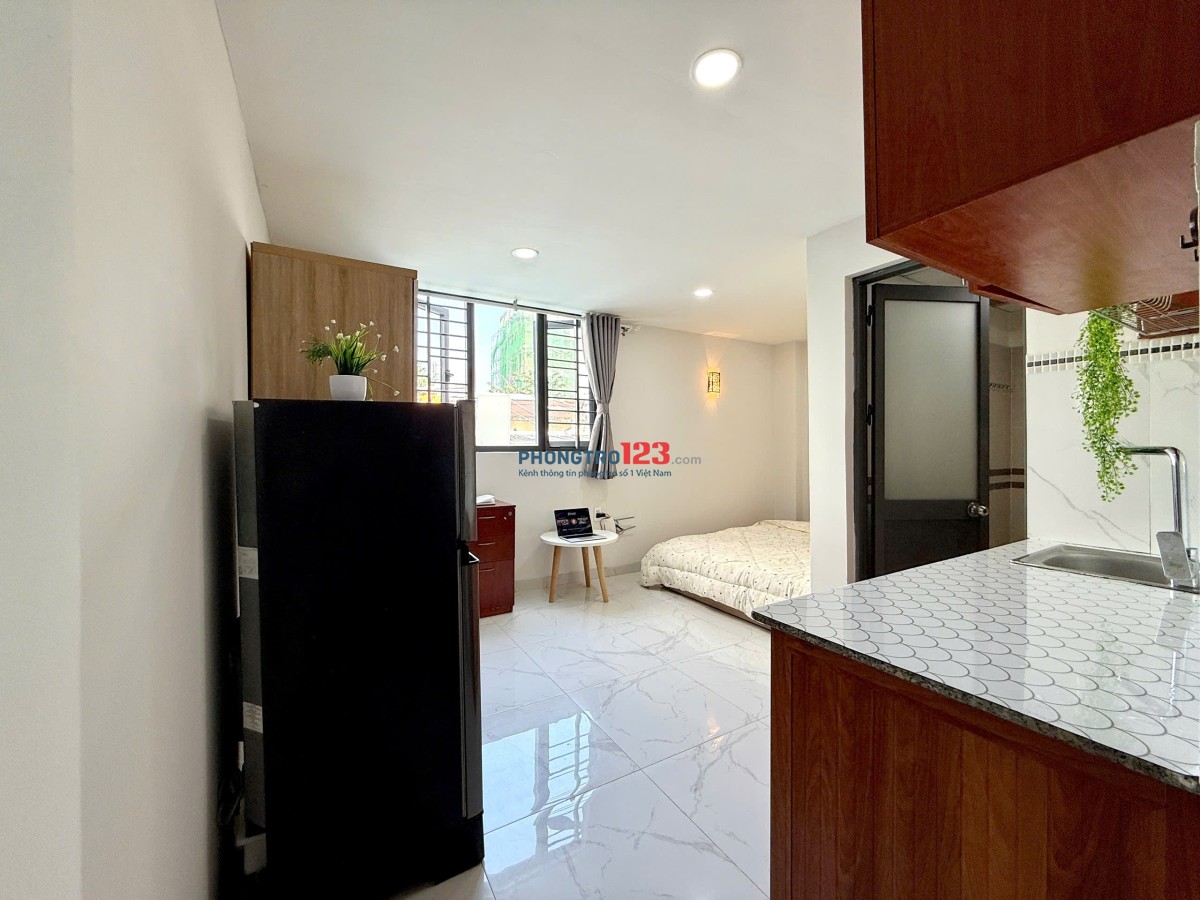 Phòng Trọ Cửa Sổ Thang Máy 34m2 Võ Oanh Bình Thạnh Gần Hutech Ngoại Thương Nguyễn Gia Trí Quận 1