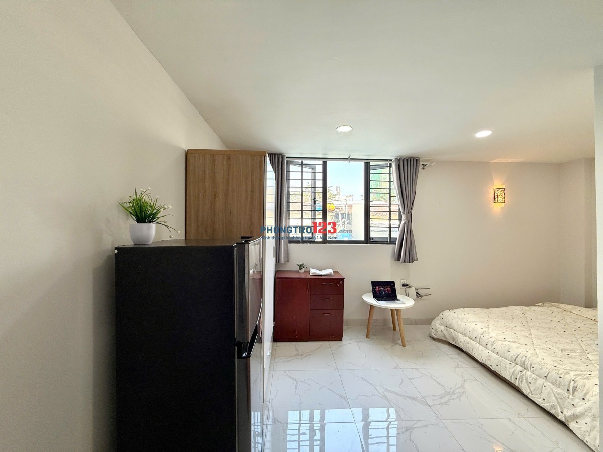 Phòng Trọ Cửa Sổ Thang Máy 34m2 Võ Oanh Bình Thạnh Gần Hutech Ngoại Thương Nguyễn Gia Trí Quận 1