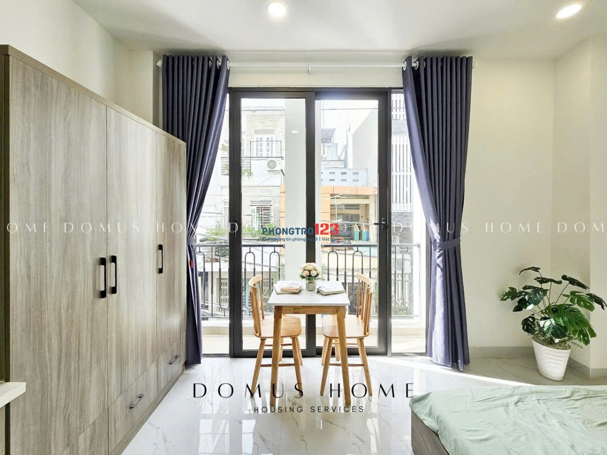 Cho thuê căn hộ ban công khu dân cư yên tĩnh Quận 4 oto đến tận cửa