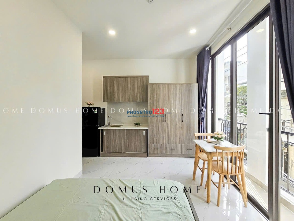 Cho thuê căn hộ ban công khu dân cư yên tĩnh Quận 4 oto đến tận cửa