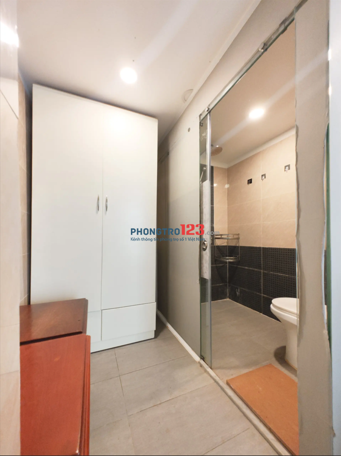 Phòng bình dân ngay trệt đầy đủ tiện nghi ở Phạm Hùng nối dài