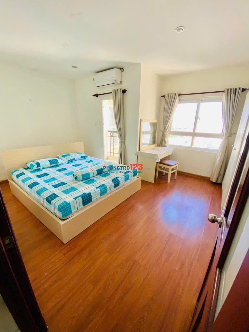 Chung cư Nguyễn Phúc Nguyên, Q3: 95m2, 3p ngủ, ban công, 15,5triệu