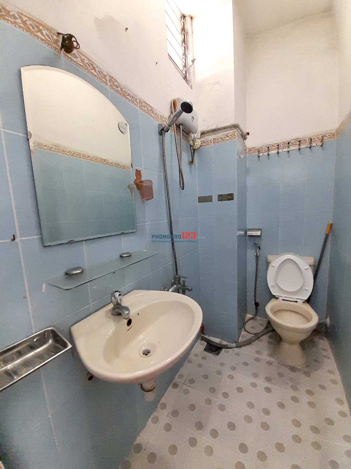 CHO THUÊ PHÒNG Q5 – VÕ VĂN KIỆT – STUDIO CỬA SỔ – THANG MÁY – 4 TRIỆU