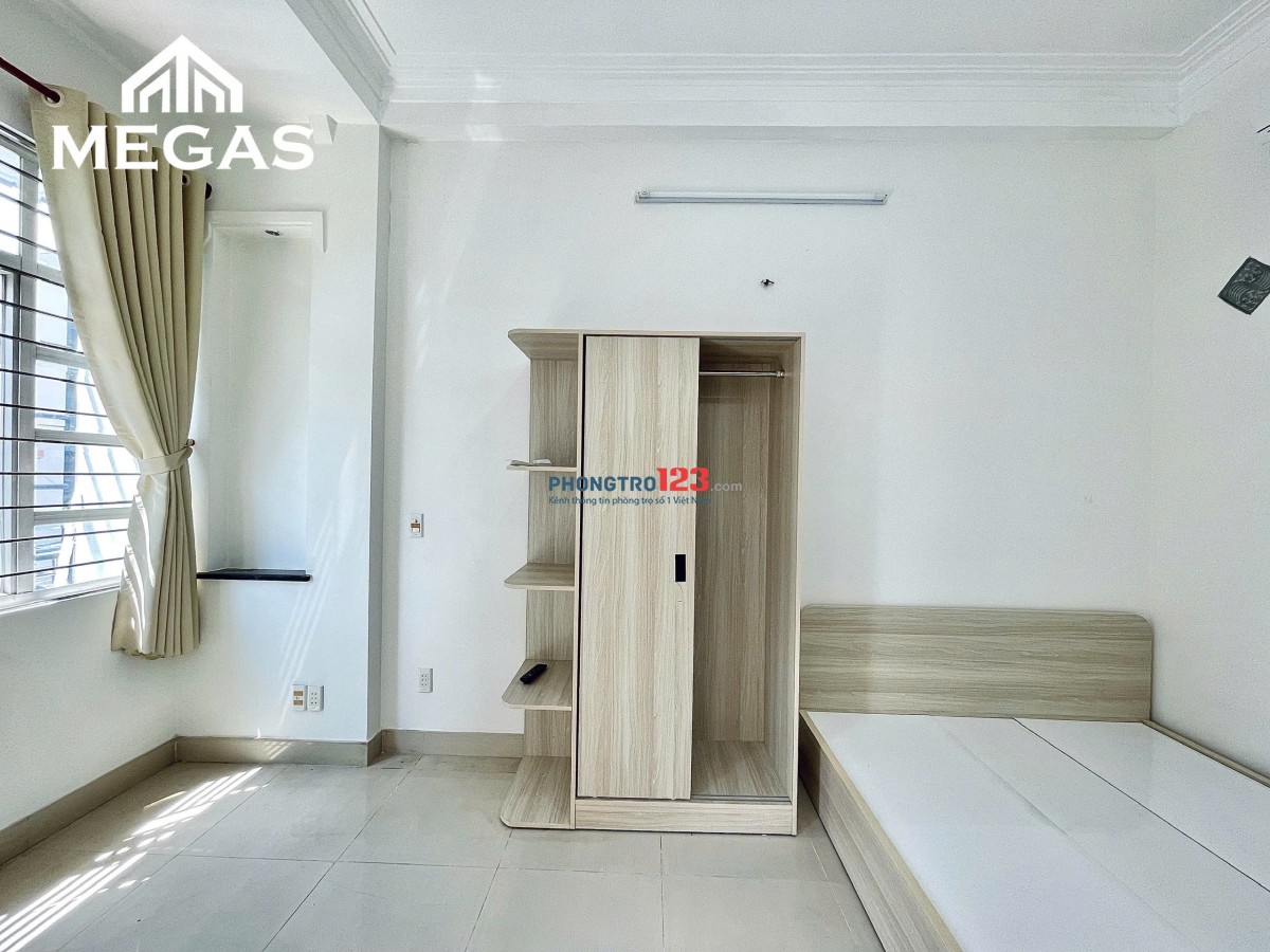 Cho thuê căn hộ studio đường Cộng Hòa - Tân Bình – có ban công cửa gần E-Town & Học viện Hàng Không