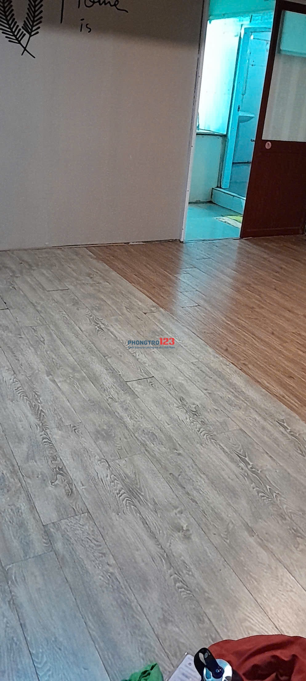 Cần cho thuê căn hộ chung cư 12 võ văn kiệt. có phòng ngủ. có bếp, có nhà vệ sinh khép kín