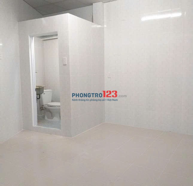 Cho thuê phòng trọ có máy lạnh, máy giặt đầy đủ ở Quận Bình Thạnh