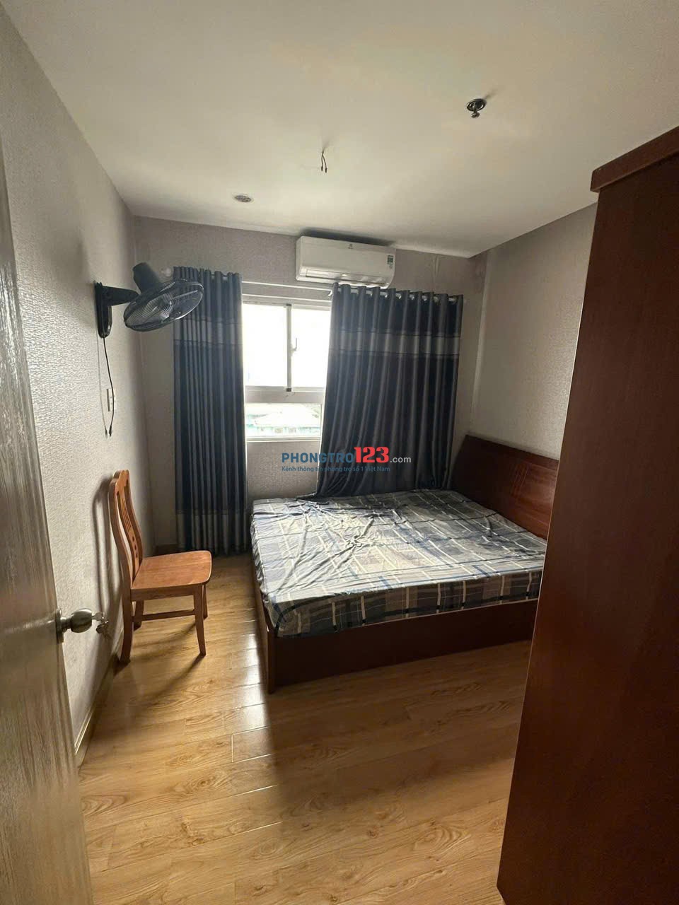 Chung cư Screc, Trường Sa, Q3: 98m2, 3p ngủ, máy lạnh, 15triệu