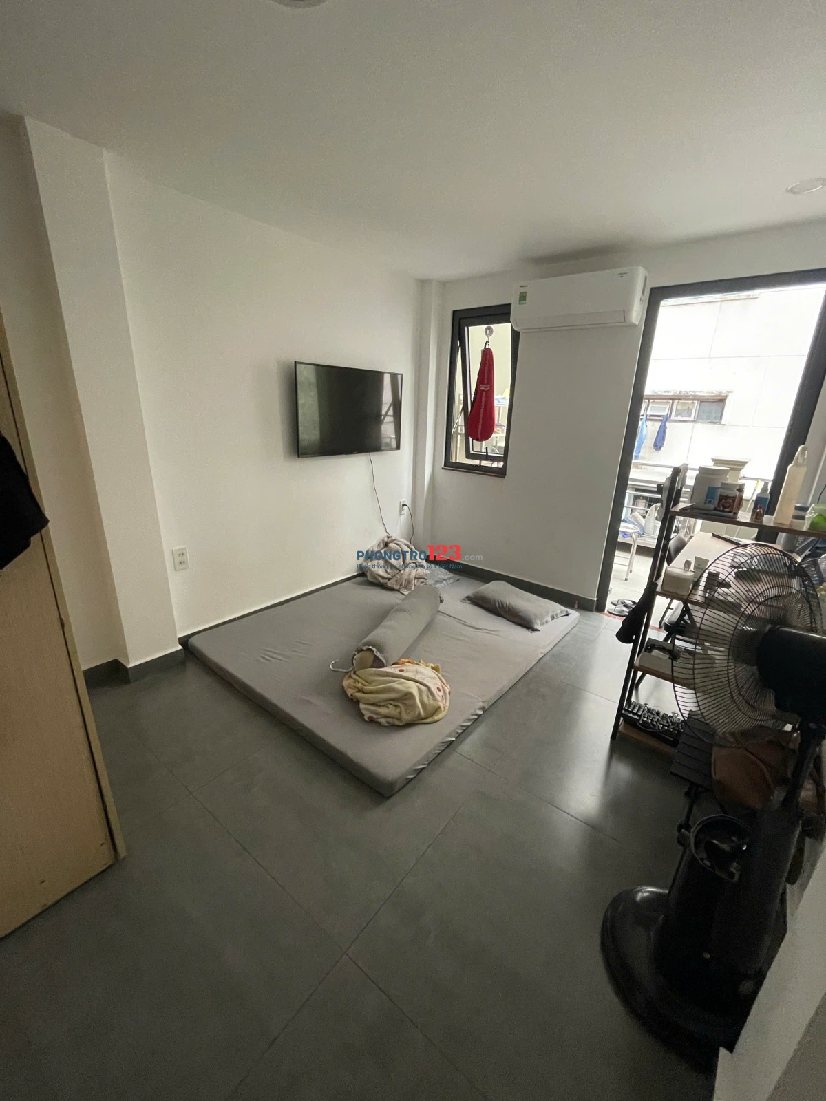 [Ở GHÉP] PHÒNG TRỌ BAN CÔNG FULL NỘI THẤT - NHÀ MỚI 100%