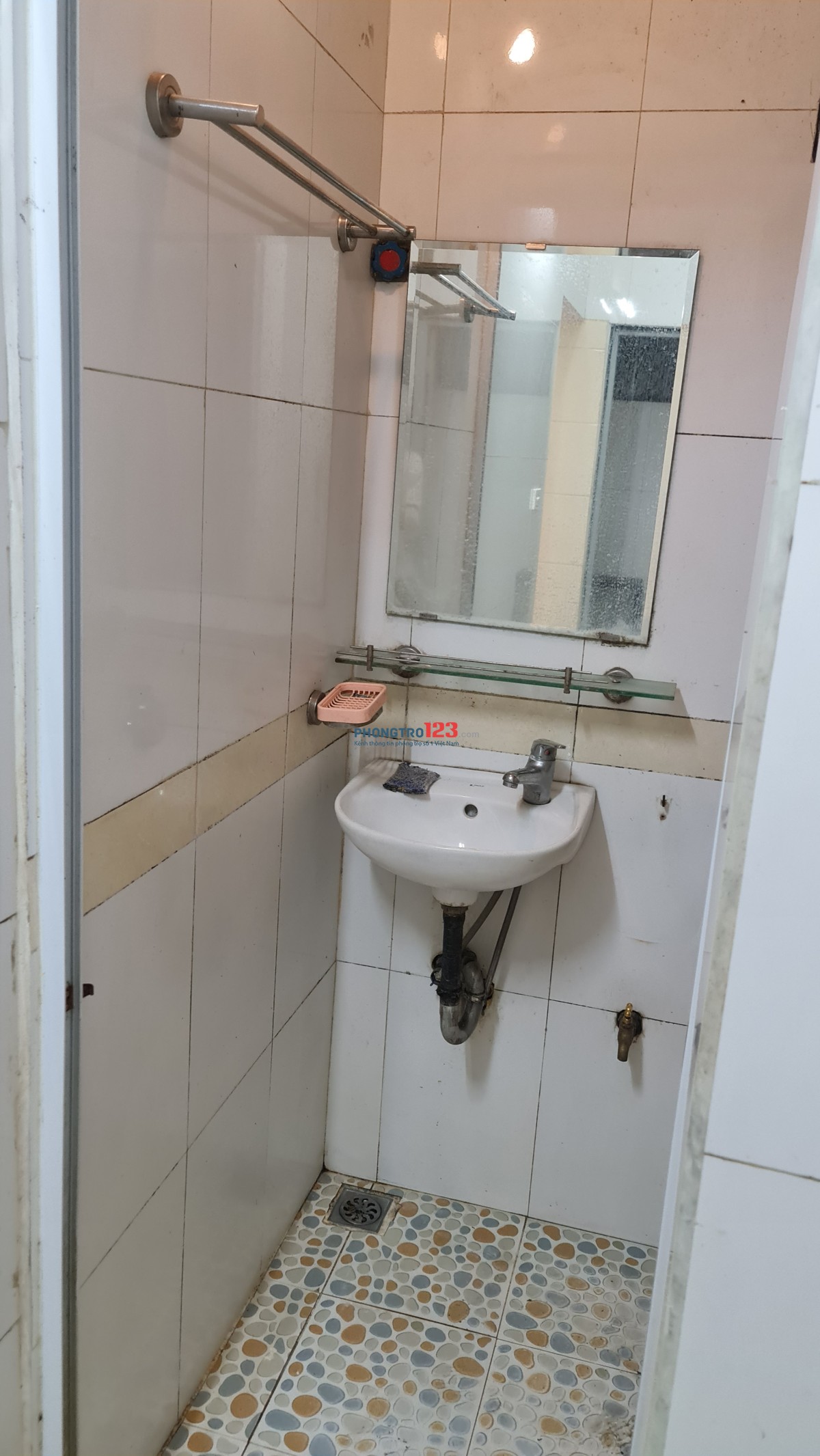 Chính chủ cho thuê phòng khép kín, vị trí đẹp ở Hào Nam, Đống Đa, Hà Nội